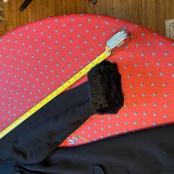 Anne Fountaine Black with real Rabbit Fur detachable cuffs/collar coat Size 12 - Picture 7 of 10